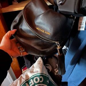 Black beautiful mk purse.